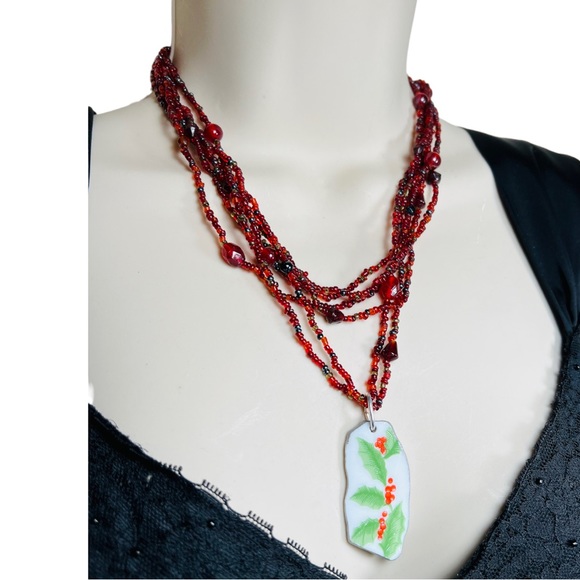 English Fine Bone China Holly Tree Handcrafted Pendant W VNTG Multi Strand Beads - Picture 3 of 10